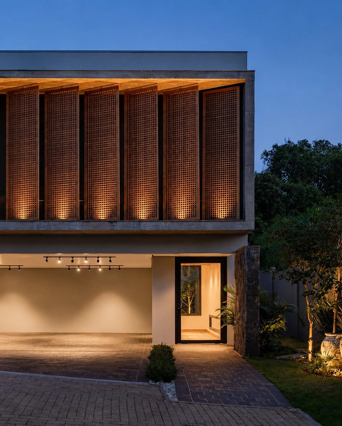 Facade & Screening